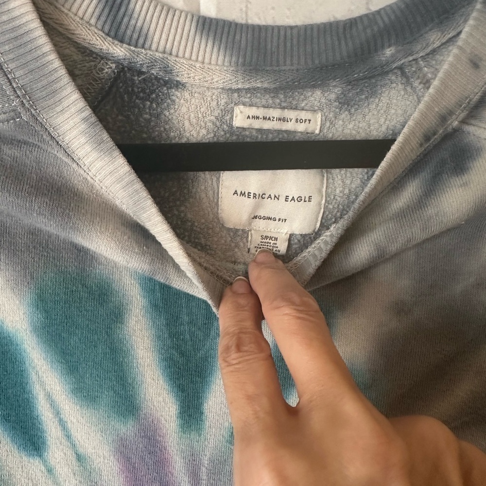 American Eagle Tie-Dye Sweatshirt - Picture 3 of 4